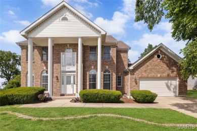 Your chance to live in The Orchards Golf Club! This spacious on The Orchards Golf Club in Illinois - for sale on GolfHomes.com, golf home, golf lot