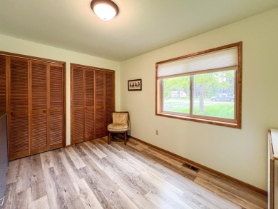 A wonderful opportunity to own a ONE-LEVEL home located on the on Chewelah Golf and Country Club  in Washington - for sale on GolfHomes.com, golf home, golf lot