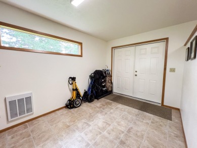 A wonderful opportunity to own a ONE-LEVEL home located on the on Chewelah Golf and Country Club  in Washington - for sale on GolfHomes.com, golf home, golf lot