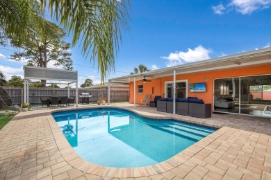 GORGEOUS POOL HOME LOCATED STEPS FROM THE PRESTIGIOUS SARABAY on Sara Bay Country Club in Florida - for sale on GolfHomes.com, golf home, golf lot