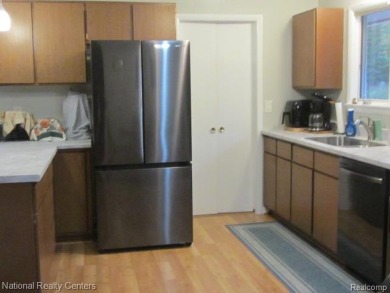 Nicely updated and well maintained year round ranch home offers on Lost Lake Woods Club in Michigan - for sale on GolfHomes.com, golf home, golf lot