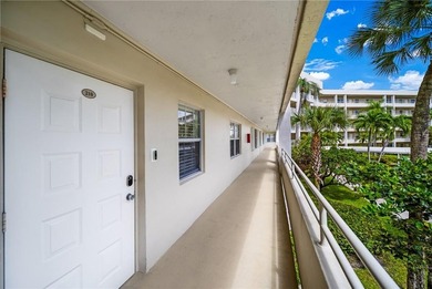 This beautiful and bright all remodeled apartment offer 3 on  in Florida - for sale on GolfHomes.com, golf home, golf lot