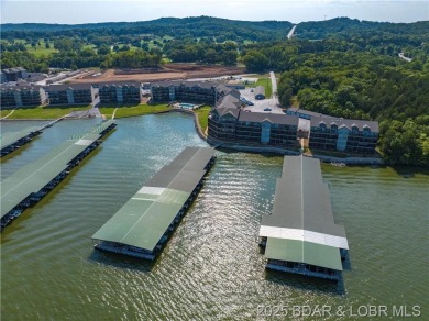 Whether you're looking for a weekend getaway, a permanent on Lake Valley Country Club in Missouri - for sale on GolfHomes.com, golf home, golf lot
