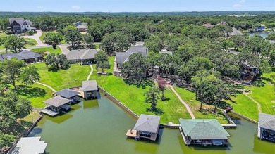 Welcome to this beautifully upgraded three-bedroom, three-bath on Lake Kiowa Golf Course in Texas - for sale on GolfHomes.com, golf home, golf lot