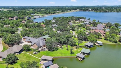 Welcome to this beautifully upgraded three-bedroom, three-bath on Lake Kiowa Golf Course in Texas - for sale on GolfHomes.com, golf home, golf lot