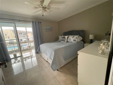 Beautiful  1 bedroom one bath condo with lots of amenities to on Sunrise Lakes Phase III in Florida - for sale on GolfHomes.com, golf home, golf lot