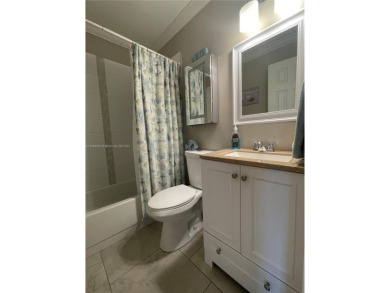 Beautiful  1 bedroom one bath condo with lots of amenities to on Sunrise Lakes Phase III in Florida - for sale on GolfHomes.com, golf home, golf lot