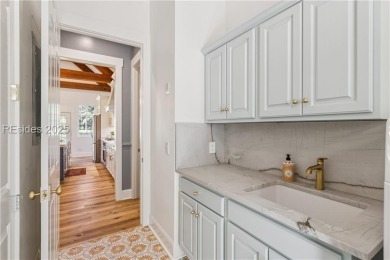 Beautifully updated 4BR/4BA home on 8/10 of an acre with on Colleton River Plantation Club in South Carolina - for sale on GolfHomes.com, golf home, golf lot
