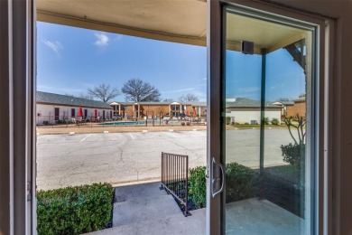 Gorgeous UPDATED open floor-plan condo in the desirable Ridglea on Ridglea Golf Course in Texas - for sale on GolfHomes.com, golf home, golf lot