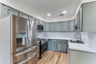Gorgeous UPDATED open floor-plan condo in the desirable Ridglea on Ridglea Golf Course in Texas - for sale on GolfHomes.com, golf home, golf lot