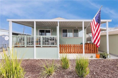 Welcome home to this beautiful NEW LAKEFRONT manufactured home on Hemet West Mobile Estates in California - for sale on GolfHomes.com, golf home, golf lot