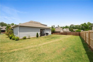 Beautifully maintained 4-bed, 3.5-bath home with a 3-car garage on The Auburn University Club in Alabama - for sale on GolfHomes.com, golf home, golf lot