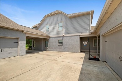 Beautifully maintained 4-bed, 3.5-bath home with a 3-car garage on The Auburn University Club in Alabama - for sale on GolfHomes.com, golf home, golf lot