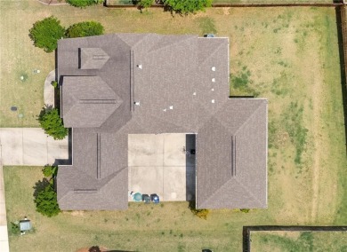 Beautifully maintained 4-bed, 3.5-bath home with a 3-car garage on The Auburn University Club in Alabama - for sale on GolfHomes.com, golf home, golf lot