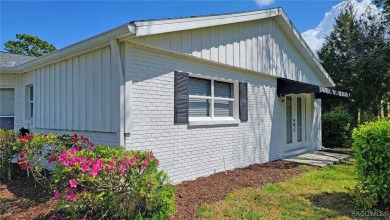 Comfortable, move-in ready double suite villa, featuring serene on Sugarmill Woods Golf and Country Club in Florida - for sale on GolfHomes.com, golf home, golf lot