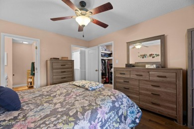 Attractive townhome in the Golf and Waterfront award winning on Harbour Point Golf Club in North Carolina - for sale on GolfHomes.com, golf home, golf lot