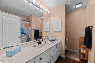 Attractive townhome in the Golf and Waterfront award winning on Harbour Point Golf Club in North Carolina - for sale on GolfHomes.com, golf home, golf lot