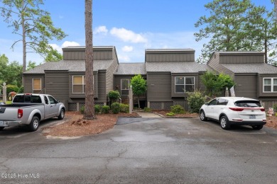 Attractive townhome in the Golf and Waterfront award winning on Harbour Point Golf Club in North Carolina - for sale on GolfHomes.com, golf home, golf lot