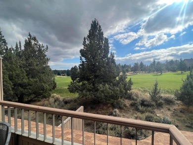 One of three Eagle Crest fractionals with a garage. This 10 week on Eagle Crest Golf Resort - Resort Course in Oregon - for sale on GolfHomes.com, golf home, golf lot