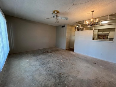 Welcome to this 1 bed 1 bath condo footsteps away from East on On Top Of The World Golf Course in Florida - for sale on GolfHomes.com, golf home, golf lot