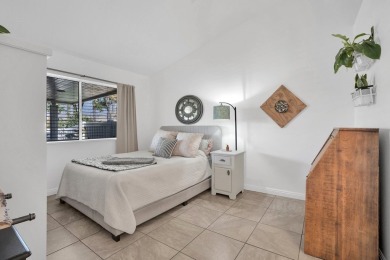Welcome to this beautiful single-story San Jacinto model condo on Sun Lakes Country Club in California - for sale on GolfHomes.com, golf home, golf lot