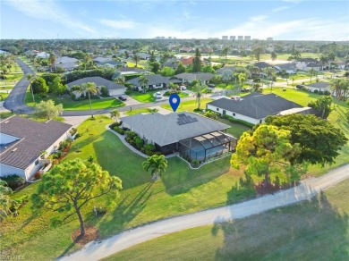 GOLFERS PARADISE! POOL HOME WITH INCREDIBLE GOLF COURSE VIEWS - on Spanish Wells Golf and Country Club in Florida - for sale on GolfHomes.com, golf home, golf lot