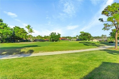 GOLFERS PARADISE! POOL HOME WITH INCREDIBLE GOLF COURSE VIEWS - on Spanish Wells Golf and Country Club in Florida - for sale on GolfHomes.com, golf home, golf lot