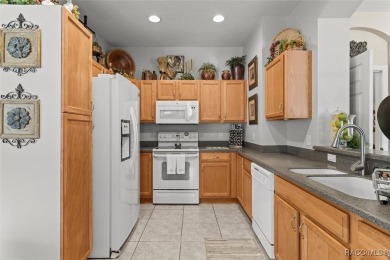 Stop the Search! This 3-bedroom, 2.5-bath end-unit townhome in on Brentwood Farms Golf Club in Florida - for sale on GolfHomes.com, golf home, golf lot
