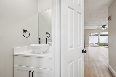 Under contract-accepting backup offers. One or more photo(s) has on Northdale Golf and Tennis Club in Florida - for sale on GolfHomes.com, golf home, golf lot