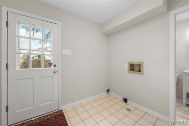 OPEN SUNDAY, 5/18, 1-3P! Circa 1976. A new and refreshing change on Forest Hills Country Club  in Missouri - for sale on GolfHomes.com, golf home, golf lot