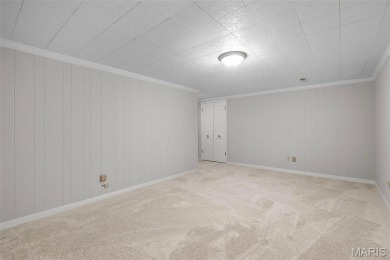 OPEN SUNDAY, 5/18, 1-3P! Circa 1976. A new and refreshing change on Forest Hills Country Club  in Missouri - for sale on GolfHomes.com, golf home, golf lot