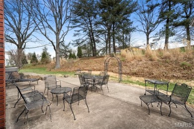 OPEN SUNDAY, 5/18, 1-3P! Circa 1976. A new and refreshing change on Forest Hills Country Club  in Missouri - for sale on GolfHomes.com, golf home, golf lot