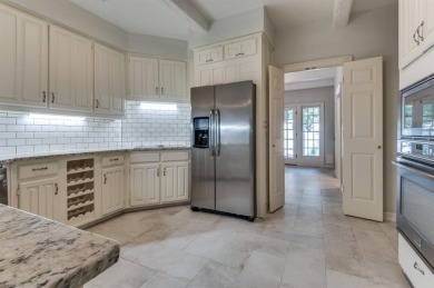 MUST SEE condo located in the desirable gated community of on Las Colinas Country Club in Texas - for sale on GolfHomes.com, golf home, golf lot