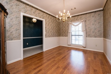 This one-level Maumelle home has everything you've been looking on Maumelle Golf and Country Club in Arkansas - for sale on GolfHomes.com, golf home, golf lot