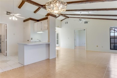 Welcome home to your lovely 2 bedroom, 2 bathroom END UNIT on Sabal Trace Golf and Country Club in Florida - for sale on GolfHomes.com, golf home, golf lot