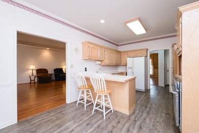 This one-level Maumelle home has everything you've been looking on Maumelle Golf and Country Club in Arkansas - for sale on GolfHomes.com, golf home, golf lot