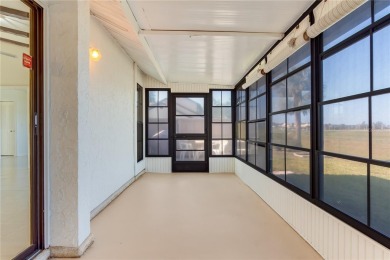 Welcome home to your lovely 2 bedroom, 2 bathroom END UNIT on Sabal Trace Golf and Country Club in Florida - for sale on GolfHomes.com, golf home, golf lot