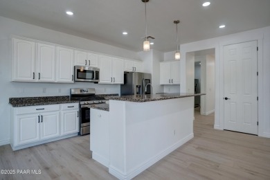 Beautifully updated, single‑level retreat in Prescott on Prescott Lakes Golf and Country Club in Arizona - for sale on GolfHomes.com, golf home, golf lot