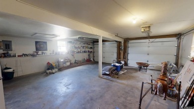 Don't Miss this corner lot beauty! Walking distance from on Paradise Valley Country Club in Wyoming - for sale on GolfHomes.com, golf home, golf lot
