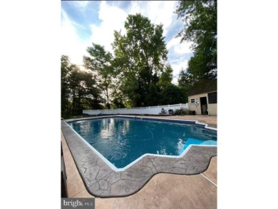 Have you been dreaming of a home with a large, heated pool? Look on Beckett Country Club in New Jersey - for sale on GolfHomes.com, golf home, golf lot