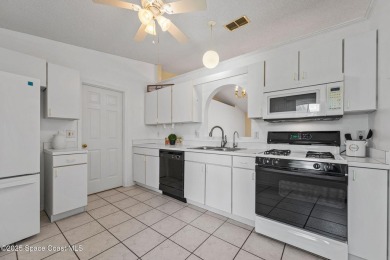 **One-Owner Concrete Block Home in Prime Melbourne Location!** on Mallards Landing Golf Course in Florida - for sale on GolfHomes.com, golf home, golf lot