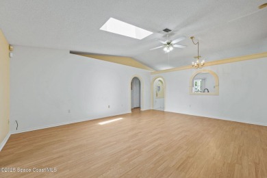**One-Owner Concrete Block Home in Prime Melbourne Location!** on Mallards Landing Golf Course in Florida - for sale on GolfHomes.com, golf home, golf lot