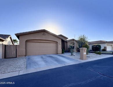 *Wonderfully Priced, Well Maintained Home in Oakwood * Wide on Oakwood Golf Club  in Arizona - for sale on GolfHomes.com, golf home, golf lot