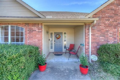 Seller offering $8k in buyer incentives!! Funds can be used for on  in Oklahoma - for sale on GolfHomes.com, golf home, golf lot