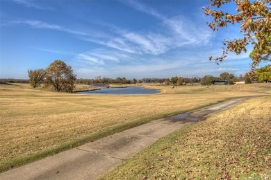 Seller offering $8k in buyer incentives!! Funds can be used for on  in Oklahoma - for sale on GolfHomes.com, golf home, golf lot