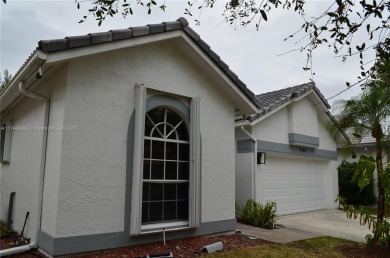 3 bedroom - 2 bath, located on the Carolina Club Golf course on The Carolina Club in Florida - for sale on GolfHomes.com, golf home, golf lot