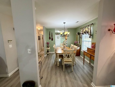 Wonderful spacious 1 level home with 4 bedrooms and 2 full baths on Lakeview Country Club in Alabama - for sale on GolfHomes.com, golf home, golf lot