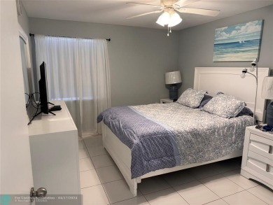 This 2 bed/ 2 bath second floor corner unit is located in the on Kings Point Golf -Flanders Way in Florida - for sale on GolfHomes.com, golf home, golf lot