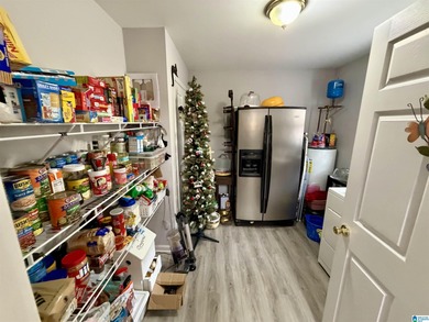 Wonderful spacious 1 level home with 4 bedrooms and 2 full baths on Lakeview Country Club in Alabama - for sale on GolfHomes.com, golf home, golf lot