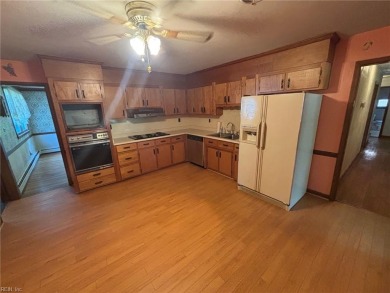 Spacious 4BR/3BA Home across street from the Ocean View Golf on Oceanview Golf Course in Virginia - for sale on GolfHomes.com, golf home, golf lot